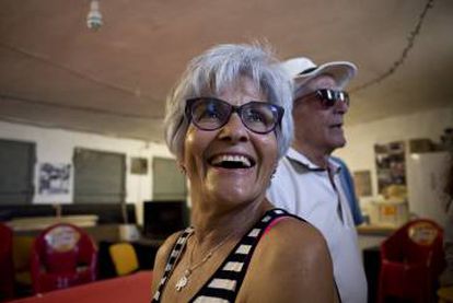 Soledad Cobos and her husband José Antonio Canedo at the Monfragüe Neighbors Association.